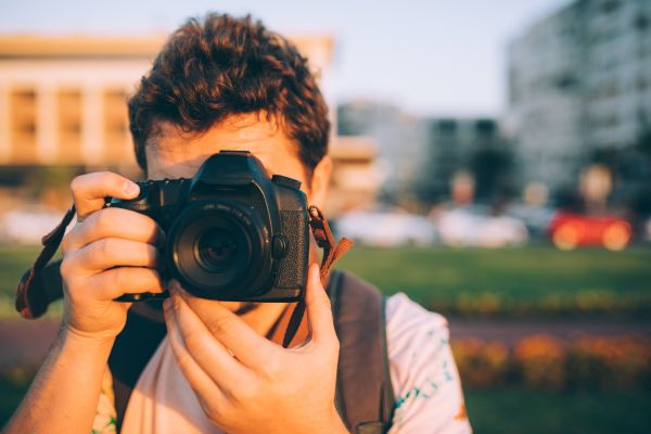 First-Time Buyer Guide to DSLR Cameras