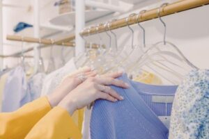 Tall Women’s Clothing Shopping Guide for Better Length and Fit